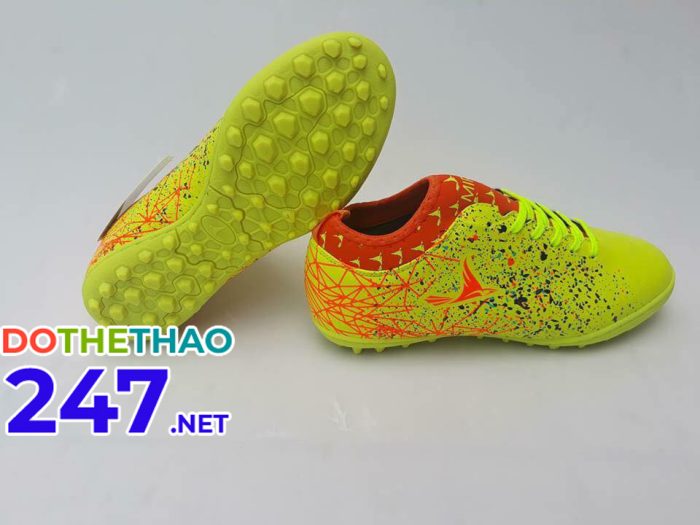 Giày bóng đá Mira màu vàng mã MR 04