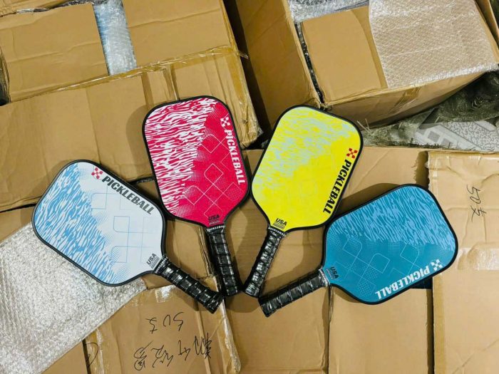 VỢT PICKLEBALL CHẤT LIỆU CARBON